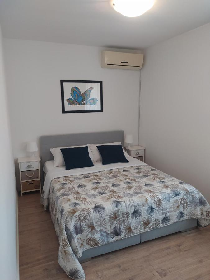 זאדאר Apartment & Rooms Poppy Rose מראה חיצוני תמונה