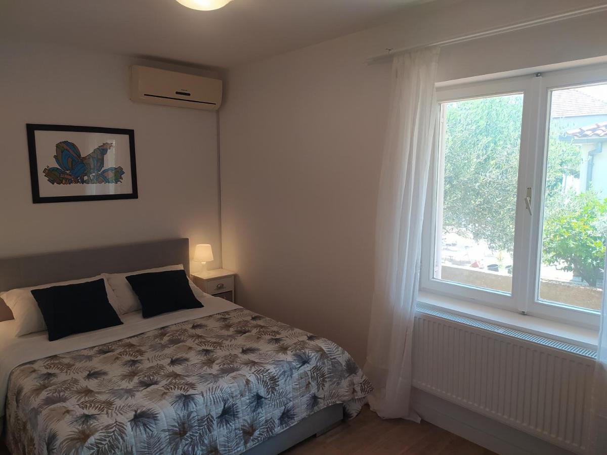 זאדאר Apartment & Rooms Poppy Rose מראה חיצוני תמונה