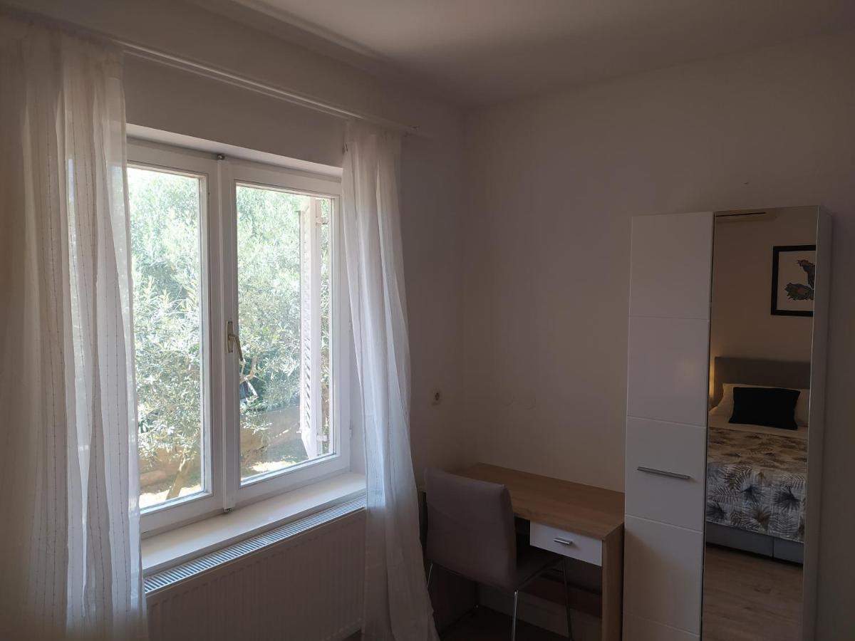 זאדאר Apartment & Rooms Poppy Rose מראה חיצוני תמונה