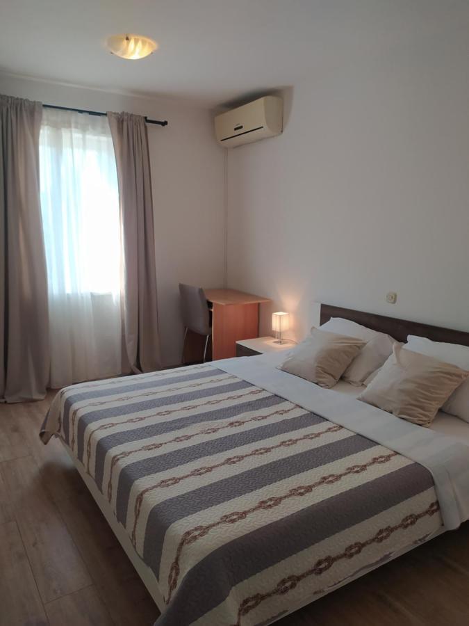 זאדאר Apartment & Rooms Poppy Rose מראה חיצוני תמונה