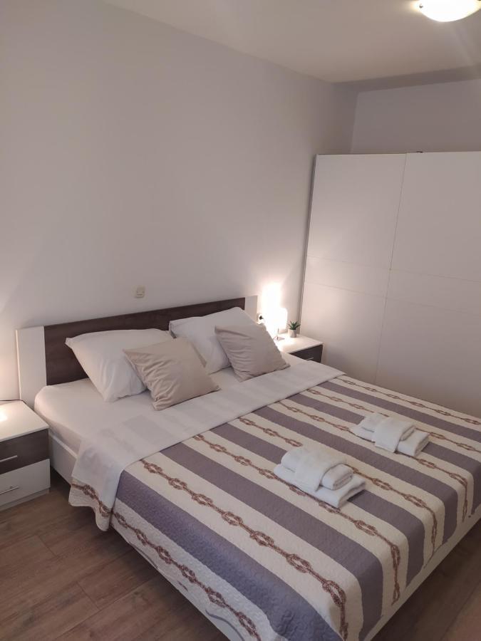 זאדאר Apartment & Rooms Poppy Rose מראה חיצוני תמונה