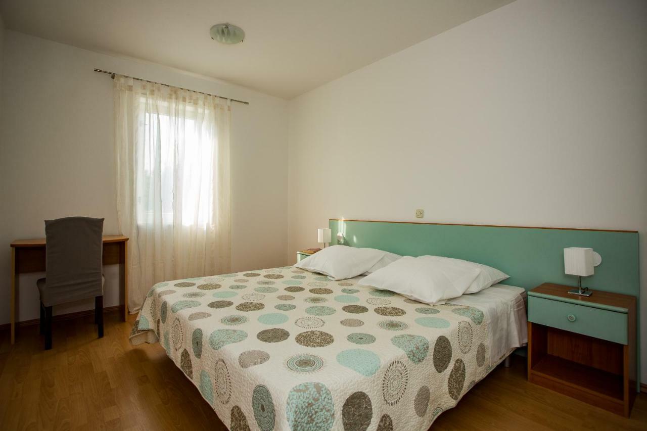 זאדאר Apartment & Rooms Poppy Rose מראה חיצוני תמונה