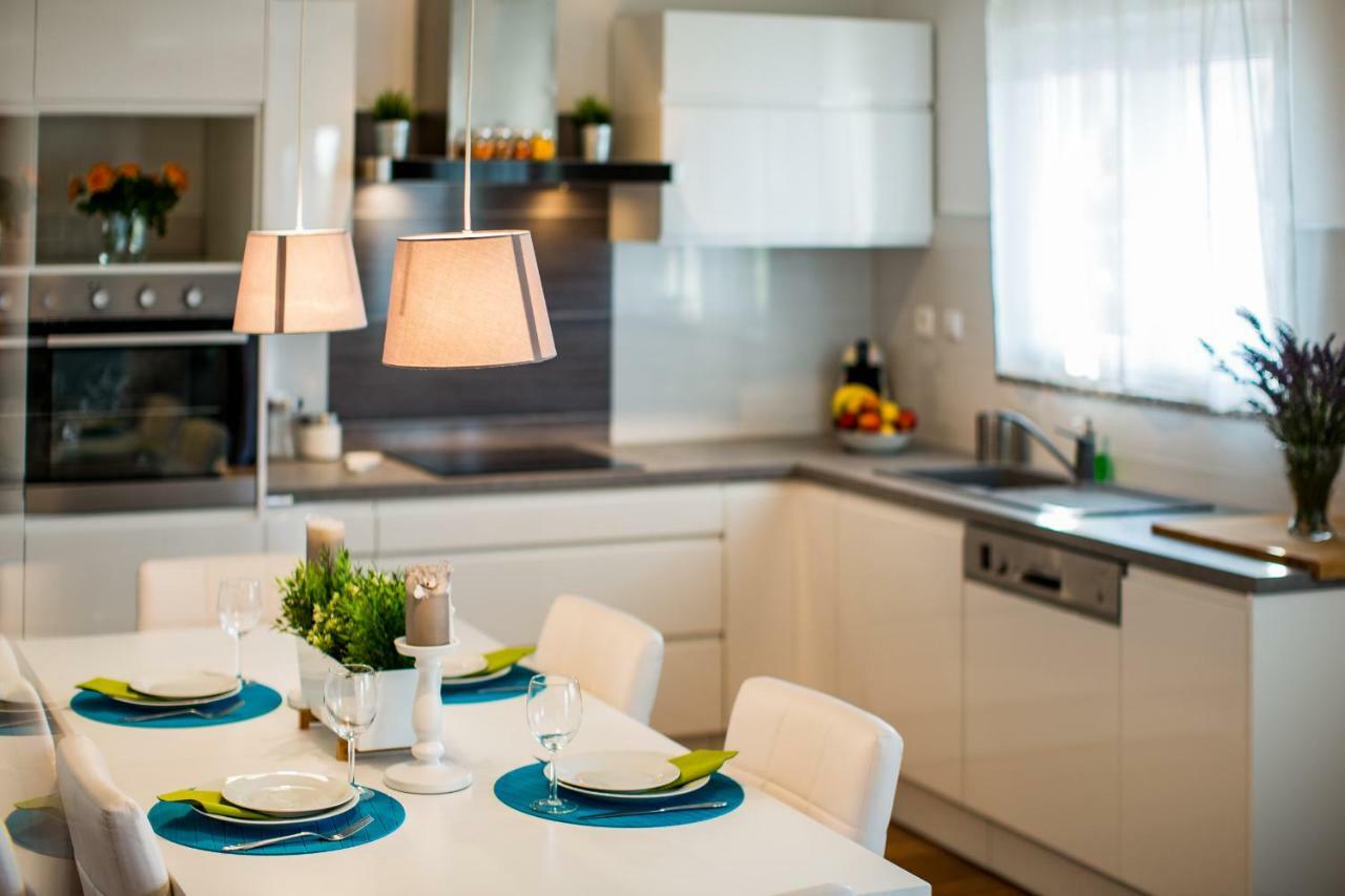זאדאר Apartment & Rooms Poppy Rose מראה חיצוני תמונה